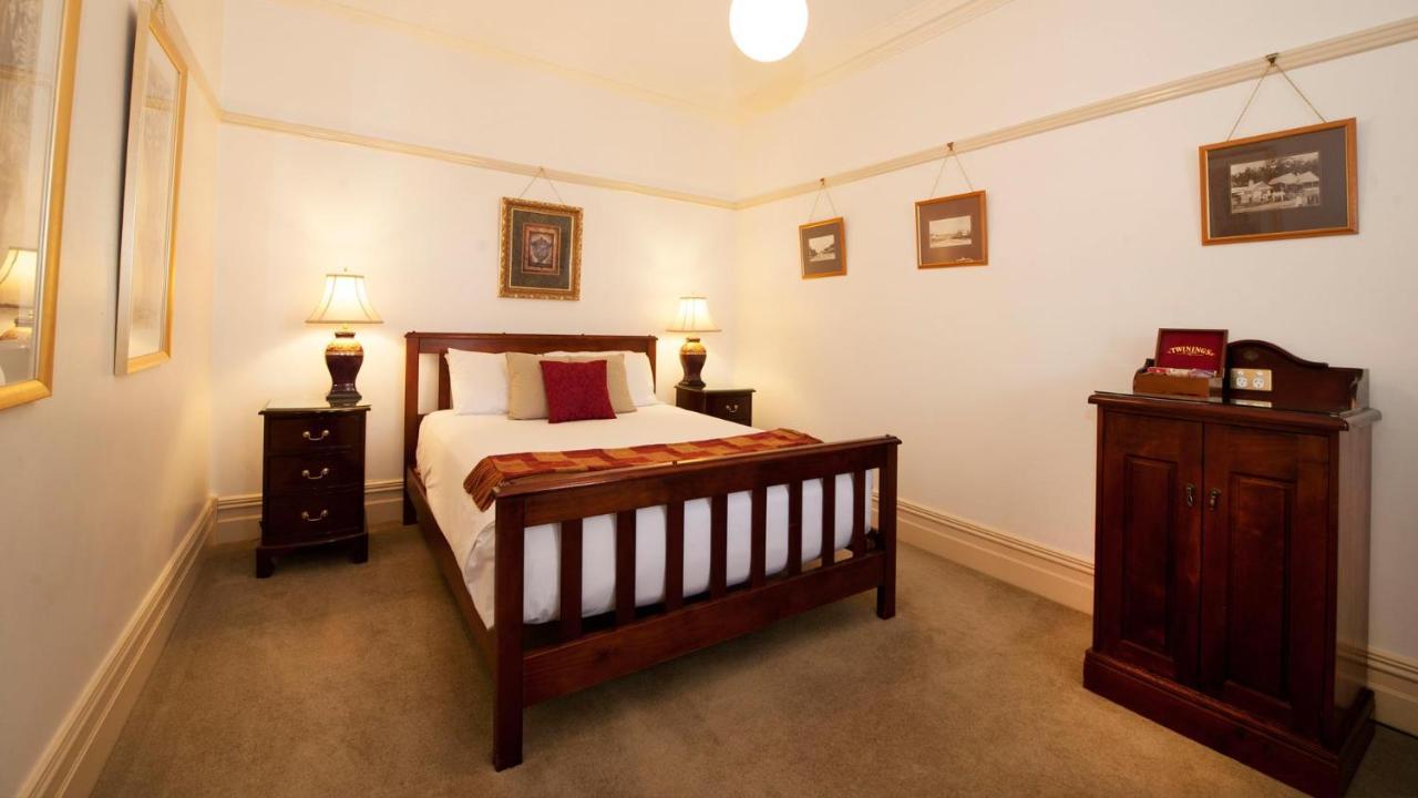 Cobb & Co Court Boutique Hotel Mudgee Luaran gambar