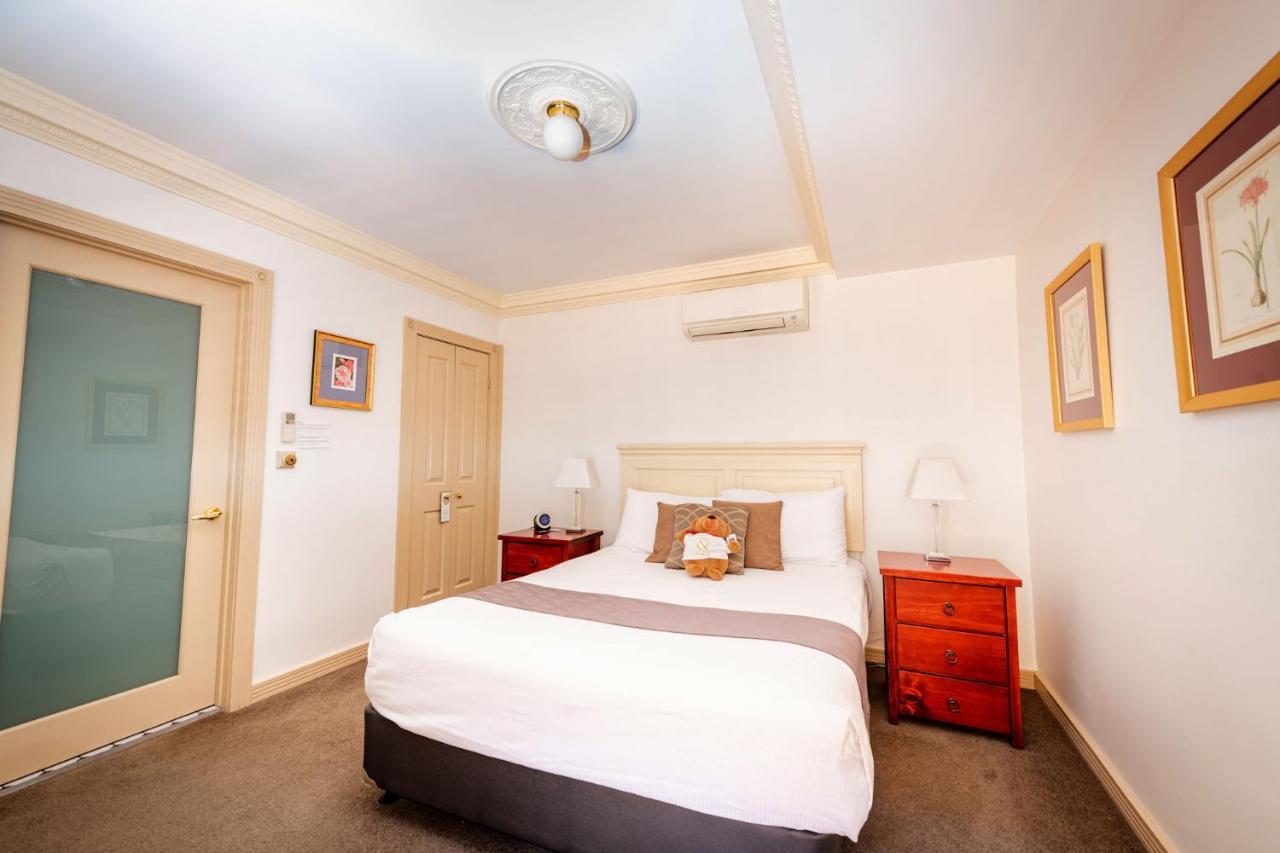 Cobb & Co Court Boutique Hotel Mudgee Luaran gambar