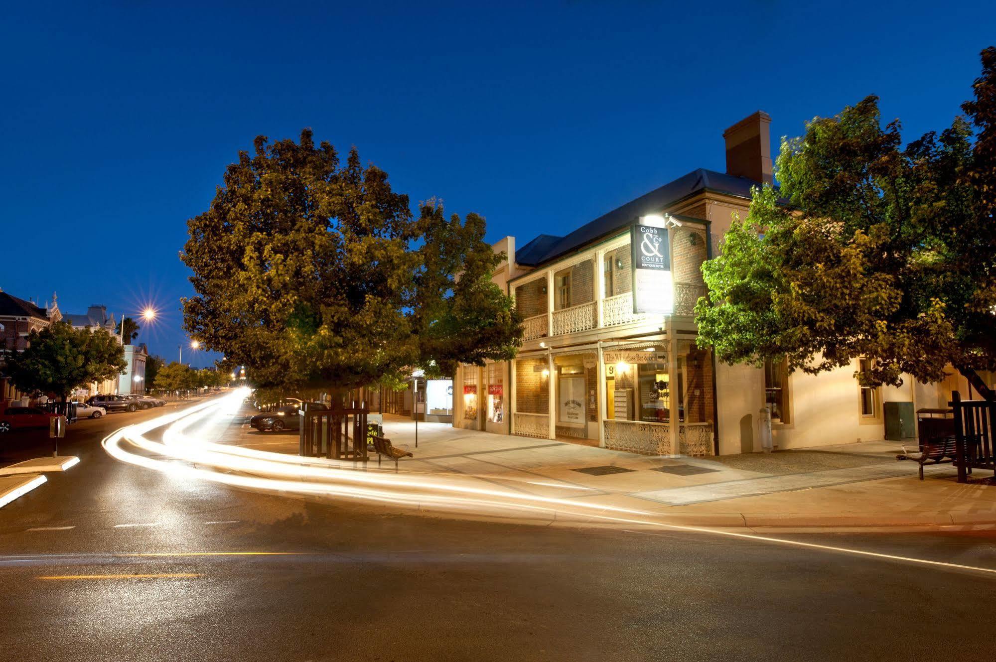 Cobb & Co Court Boutique Hotel Mudgee Luaran gambar