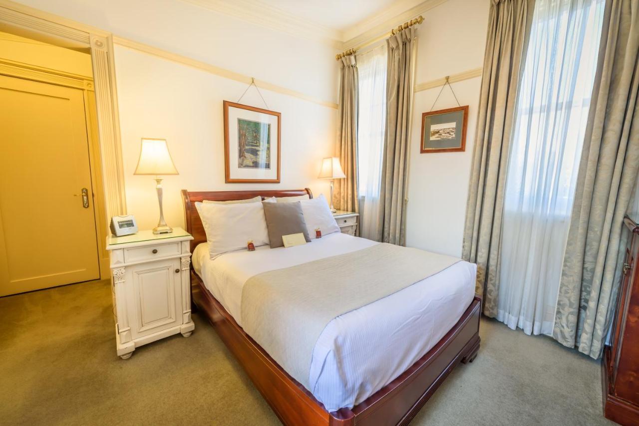Cobb & Co Court Boutique Hotel Mudgee Luaran gambar
