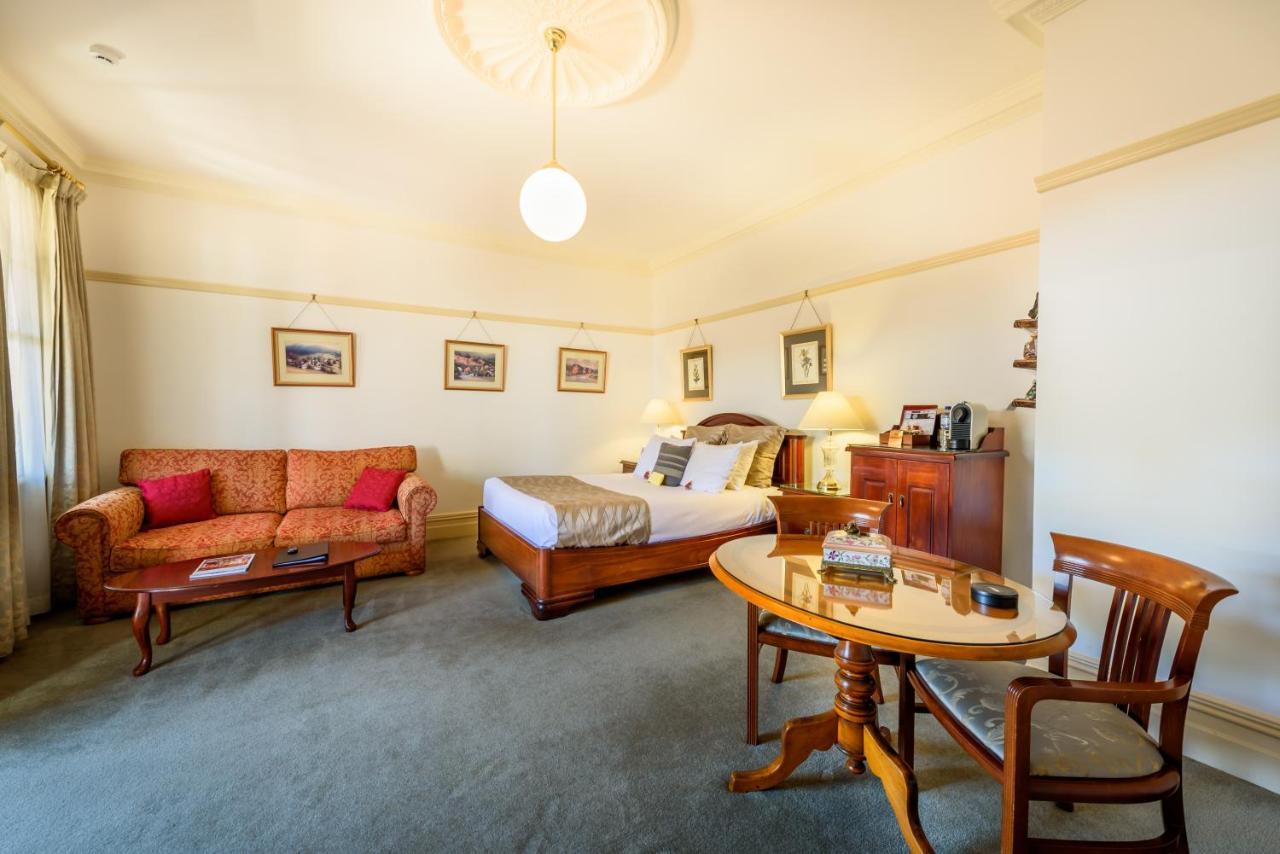 Cobb & Co Court Boutique Hotel Mudgee Luaran gambar
